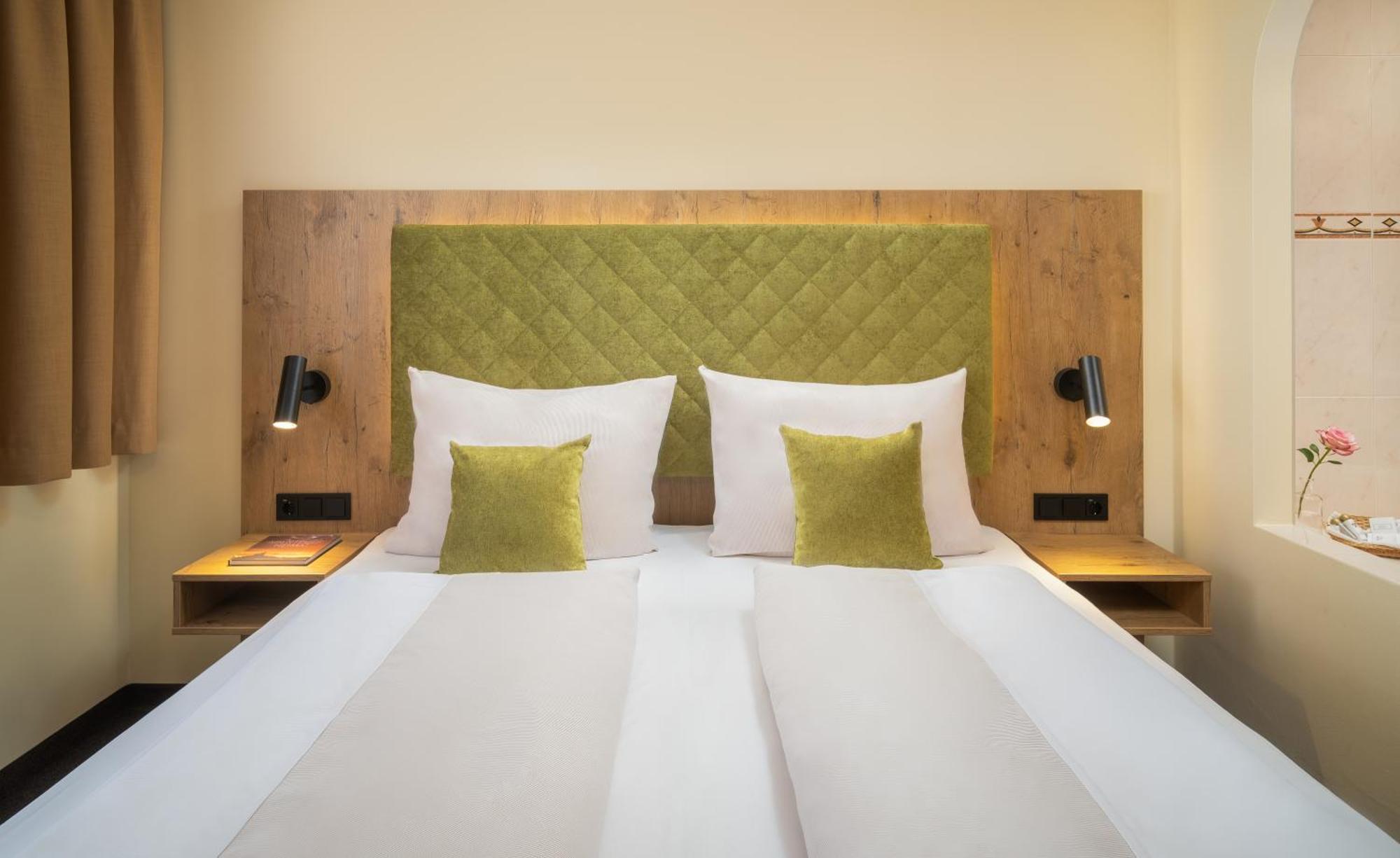 Hotel Vitaloase Zu Den Drei Bruedern Unken Esterno foto