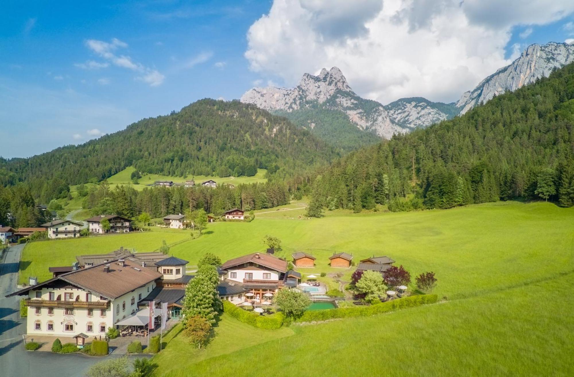 Hotel Vitaloase Zu Den Drei Bruedern Unken Esterno foto