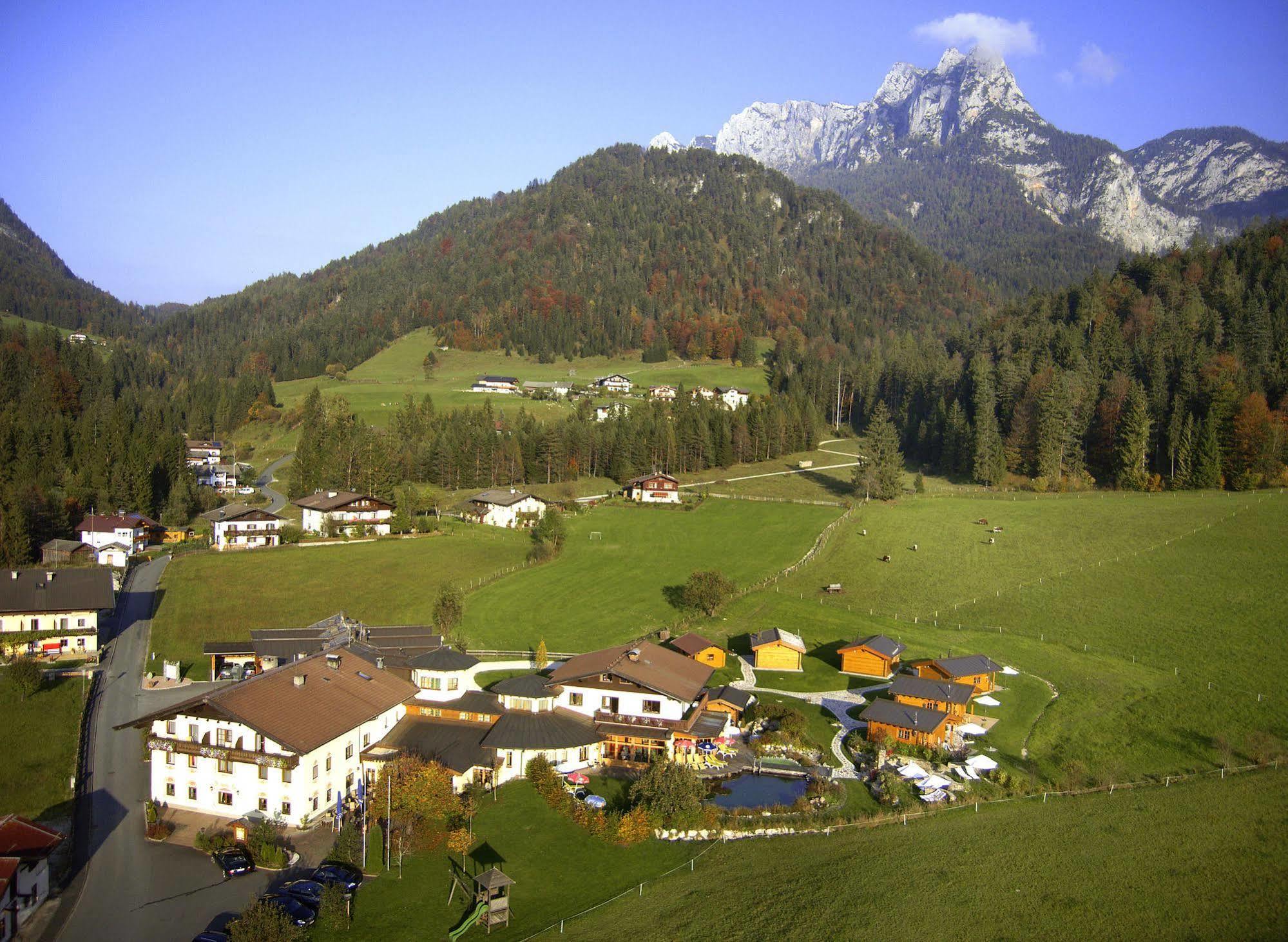 Hotel Vitaloase Zu Den Drei Bruedern Unken Esterno foto